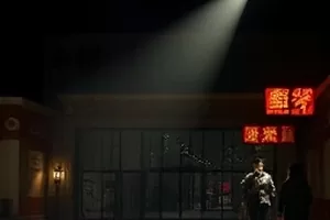 《街角书店》横版封面，临街玻璃窗内的旧书堆